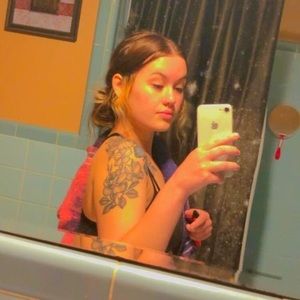 Meet your Posher, Kaylee